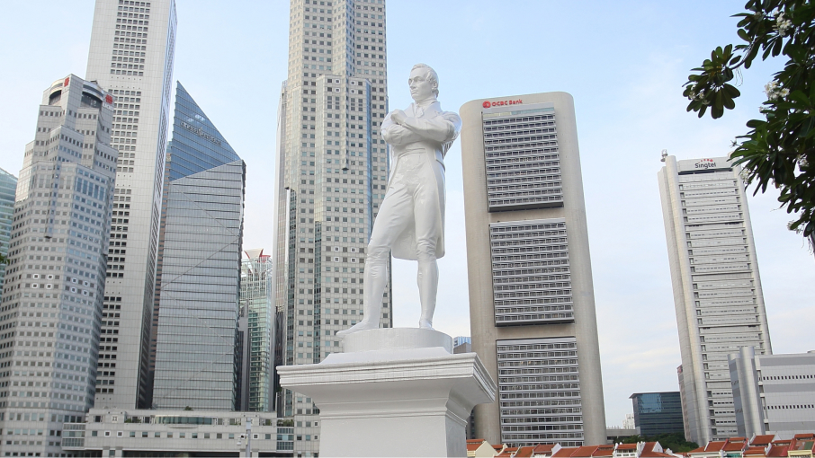 empress-place-raffles-statue